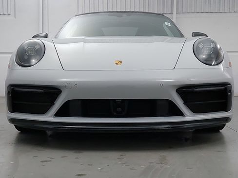 Certified 2024 Porsche 911 Carrera GTS image 10