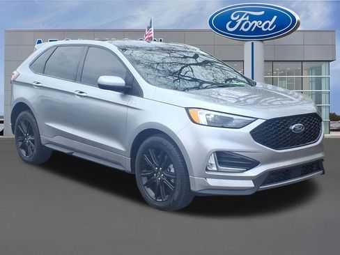 Certified 2024 Ford Edge ST-Line w/ Cargo Accessory Package AWD/4WD image 4