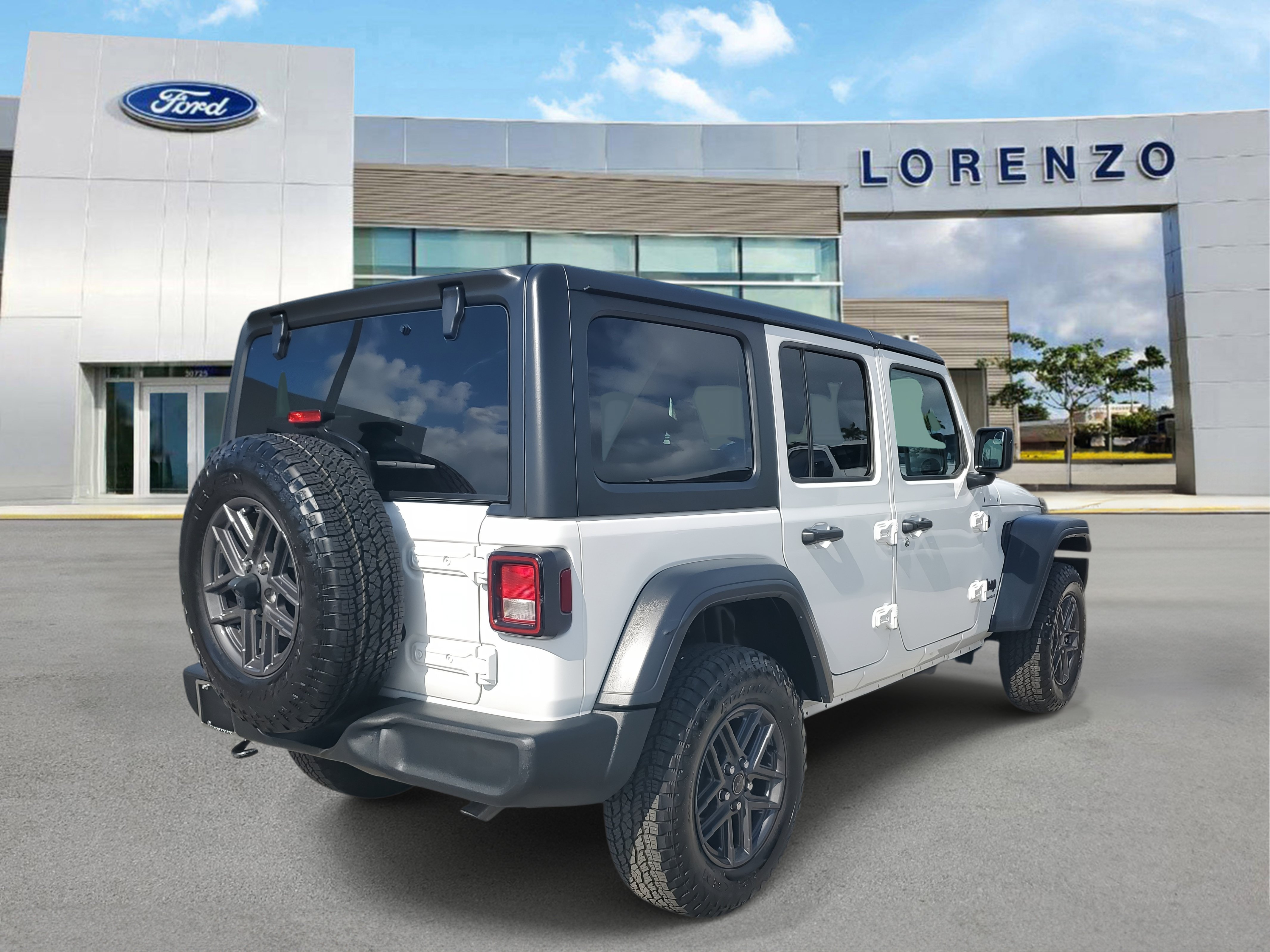 Used 2024 Jeep Wrangler Unlimited Sport AWD/4WD image 5