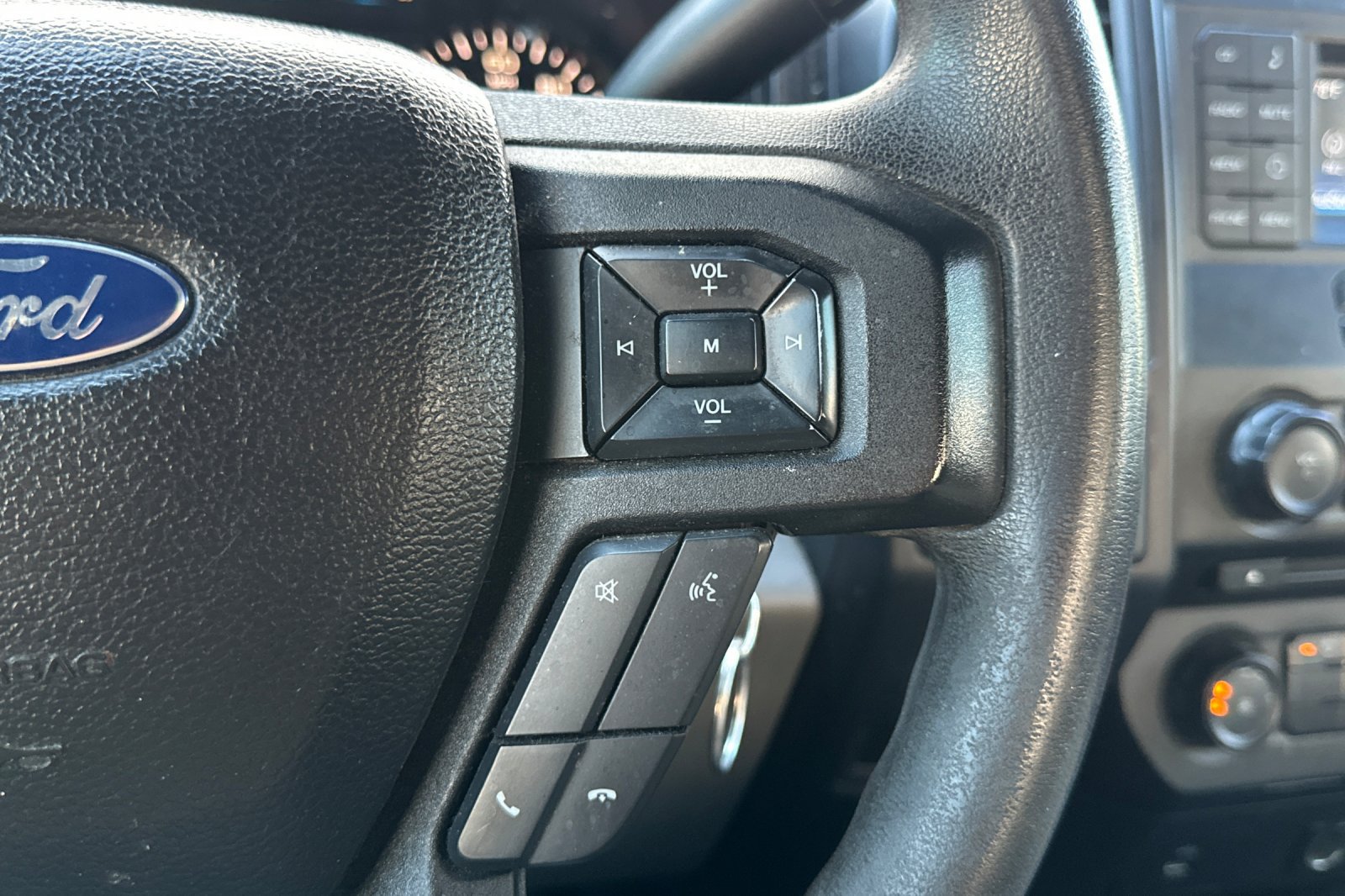 Used 2016 Ford F150 XL w/ Equipment Group 101A Mid RWD image 32