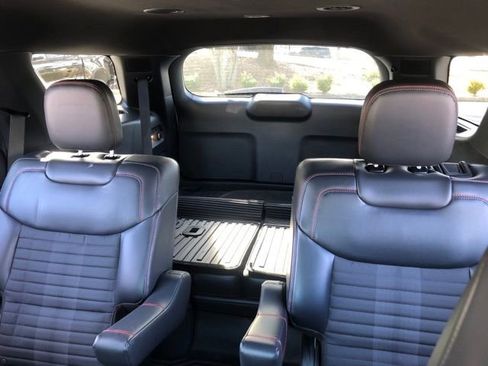 Used 2025 Ford Explorer ST-Line w/ Premium Package image 12