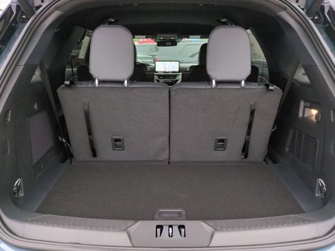 New 2026 Ford Explorer ST-Line w/ ST-Line Street Pack image 13