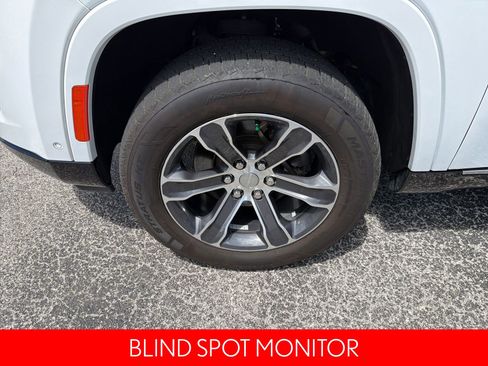 Used 2024 Jeep Grand Wagoneer L 4WD image 11