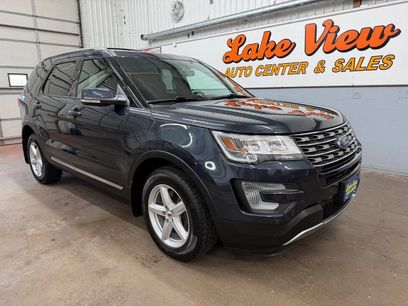 Used 2017 Ford Explorer XLT w/ XLT Technology Feature Bundle