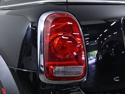 Used 2017 MINI Cooper Countryman ALL4 AWD/4WD image 8