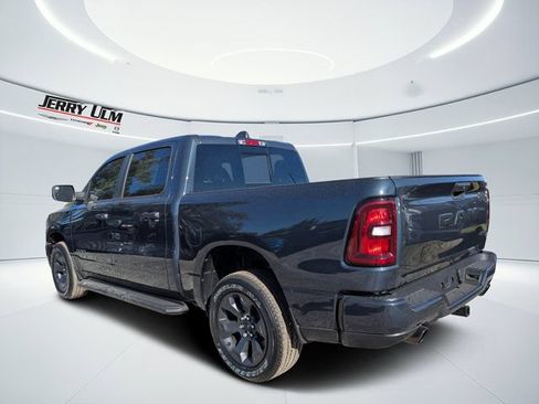 New 2026 RAM 1500 Express AWD/4WD image 5