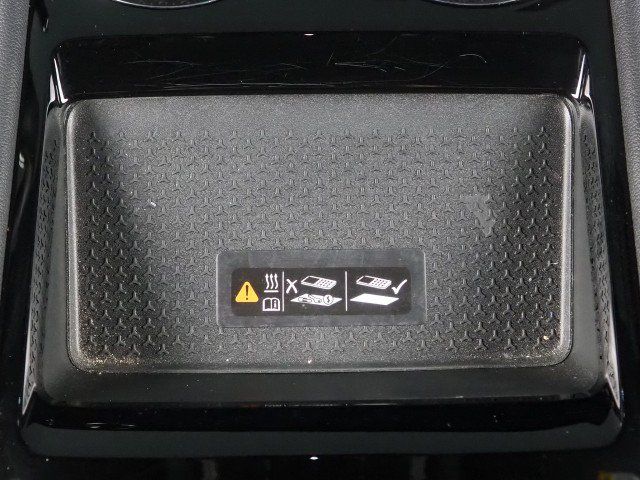 Used 2024 Chevrolet Blazer EV AWD RS image 26