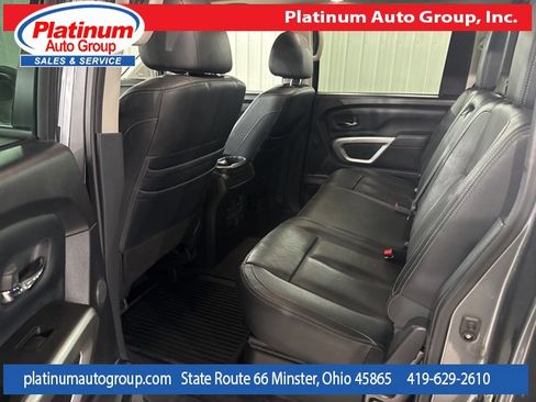 Used 2021 Nissan Titan SL w/ Moonroof Package image 26