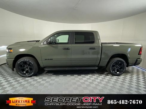 New 2026 RAM 1500 Express AWD/4WD image 4