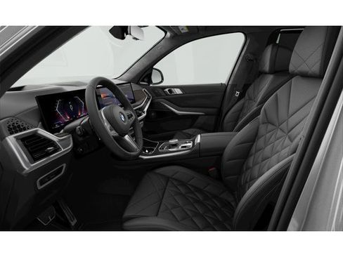 New 2026 BMW X7 xDrive40i w/ Executive Package image 14