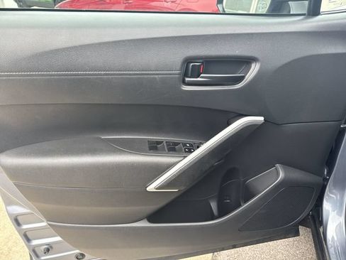 Used 2022 Toyota Corolla Cross LE FWD image 20
