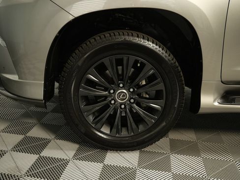 Certified 2023 Lexus GX 460 Luxury w/ Sport Design Package AWD/4WD image 10
