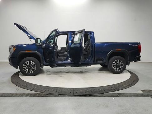 Used 2023 GMC Sierra 2500 AT4 w/ Gooseneck/5TH Wheel Package AWD/4WD image 12