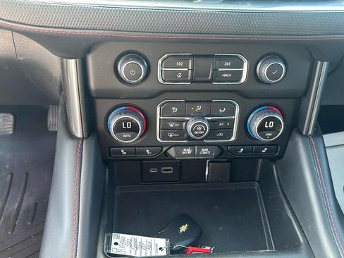 Used 2022 Chevrolet Tahoe RST w/ Luxury Package image 25