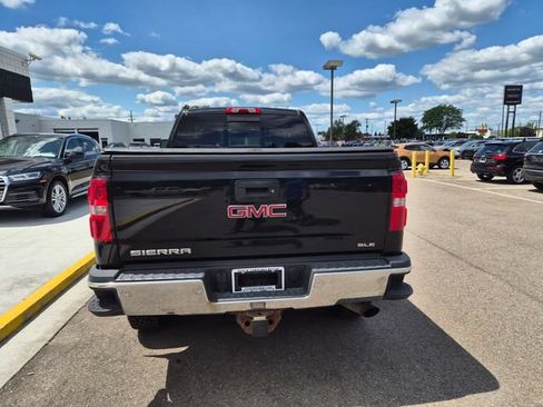 Used 2016 GMC Sierra 2500 SLE w/ SLE Preferred Package AWD/4WD image 9