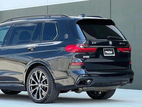 Used 2022 BMW X7 M50i AWD/4WD image 38