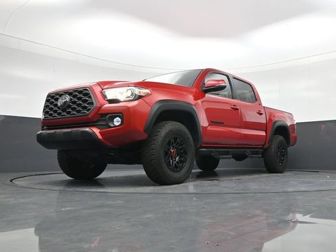 Used 2022 Toyota Tacoma TRD Off-Road image 20