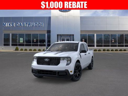 New 2025 Ford Maverick XLT w/ Black Appearance Package image 2