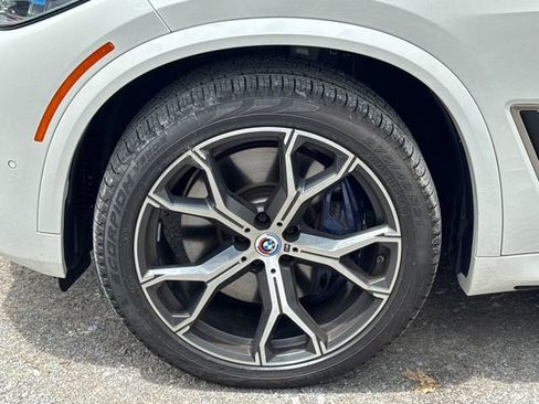 Used 2023 BMW X5 M50i w/ Executive Package AWD/4WD image 25