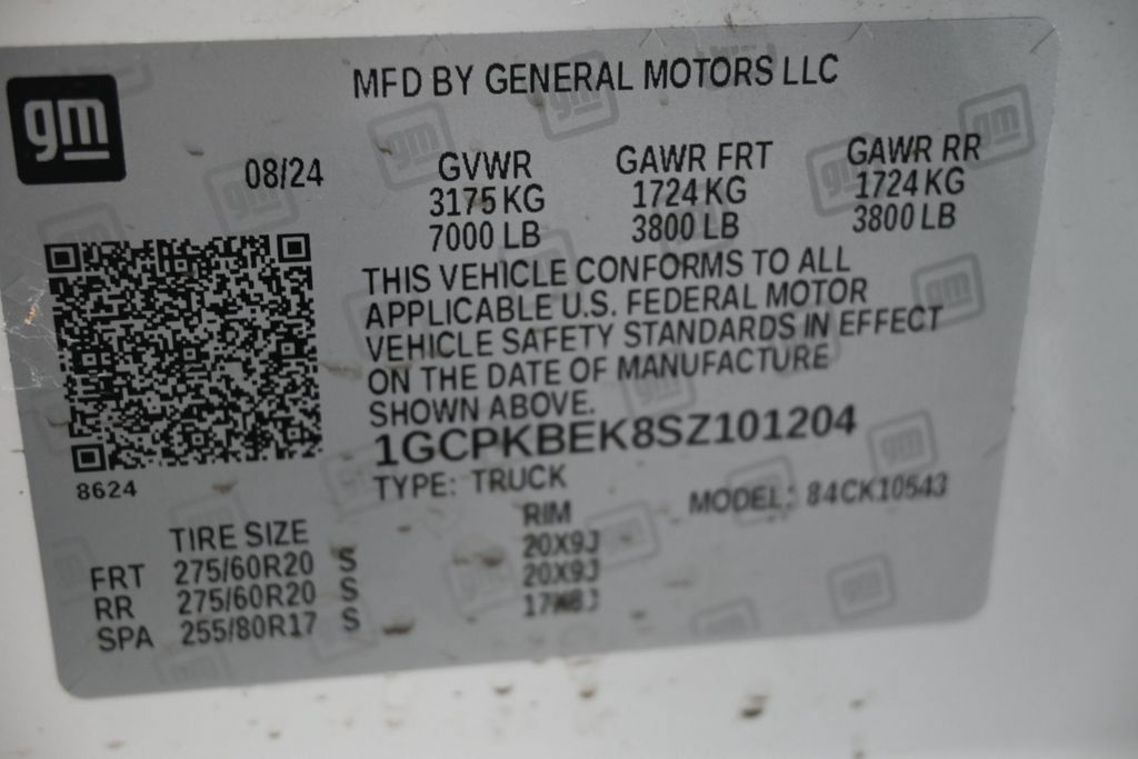 Used 2025 Chevrolet Silverado 1500 Custom AWD/4WD image 40