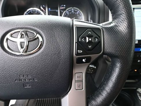 Used 2023 Toyota 4Runner Limited AWD/4WD image 29