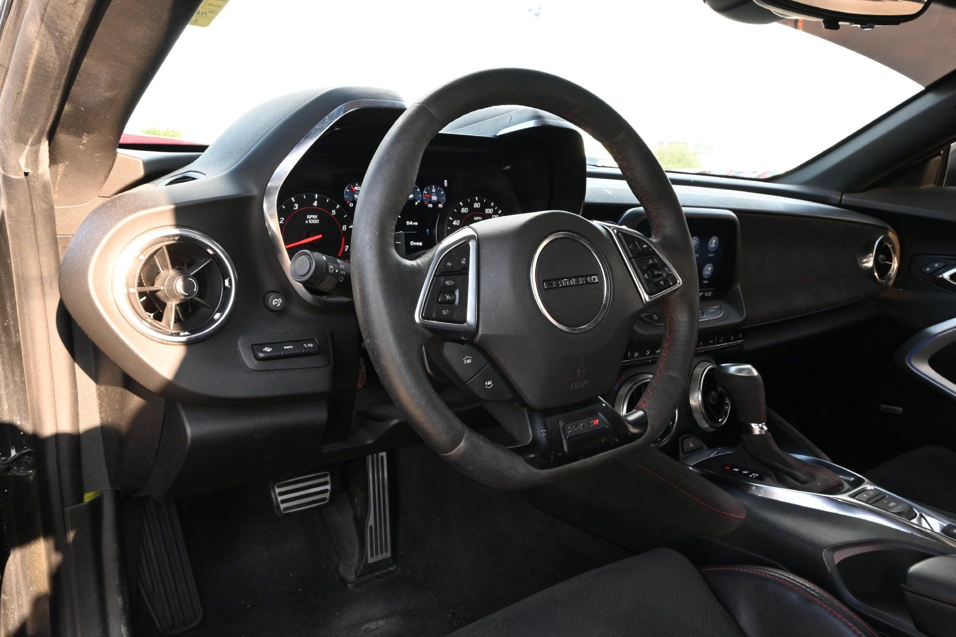 Used 2021 Chevrolet Camaro ZL1 RWD image 16