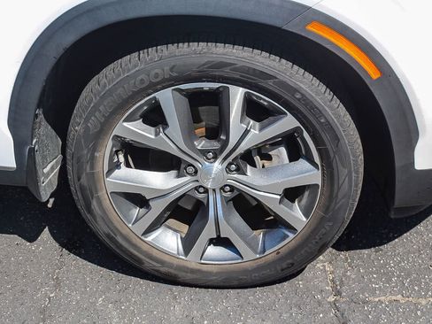 Used 2022 Hyundai Palisade SEL w/ Premium Package FWD image 12