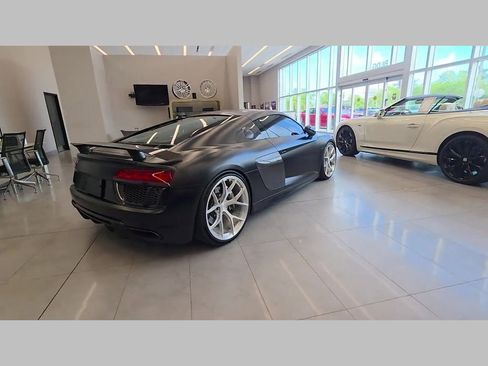 Used 2017 Audi R8 V10 plus AWD/4WD image 38