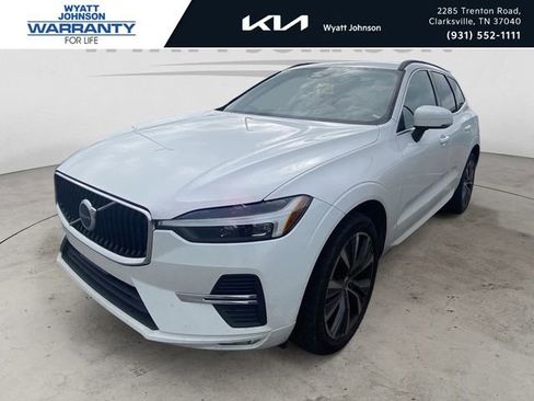 Used 2022 Volvo XC60 B5 Momentum w/ Protection Package Premier FWD image 1