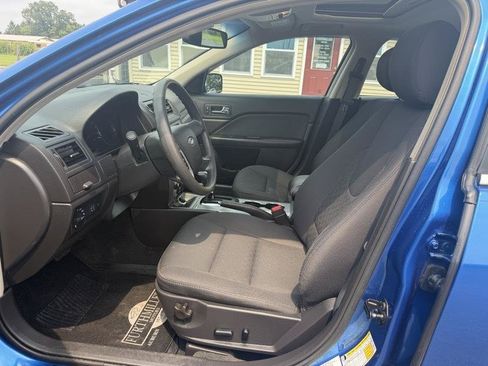 Used 2012 Ford Fusion SE FWD image 3