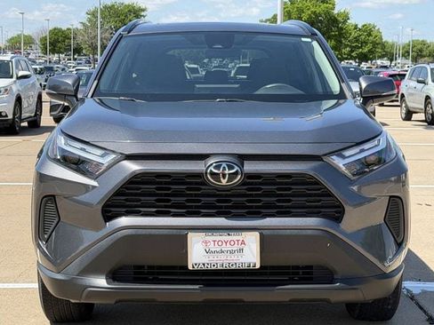 Certified 2022 Toyota RAV4 XLE w/ Convenience Package image 8
