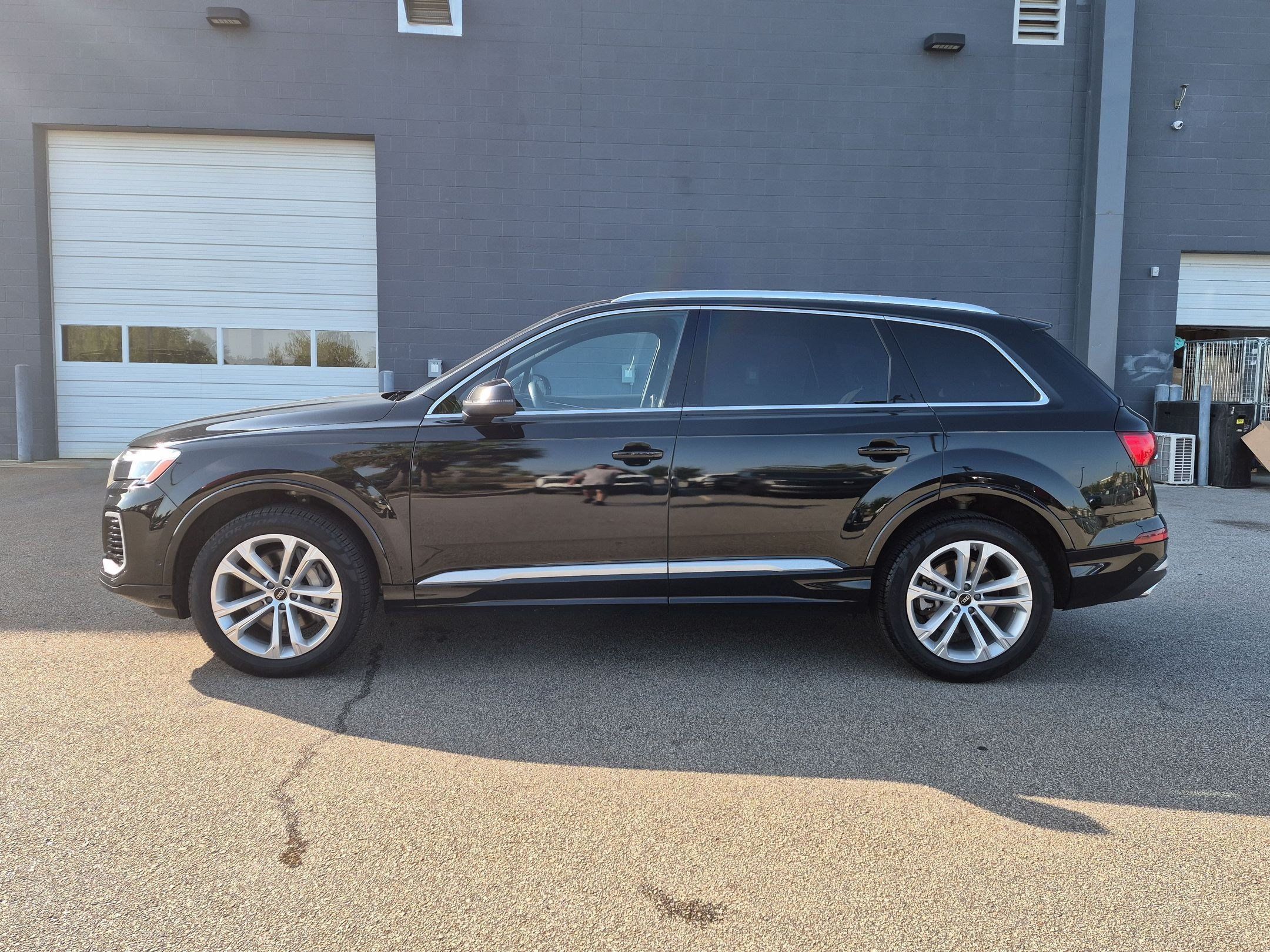 Used 2025 Audi Q7 3.0T Premium Plus AWD/4WD image 7
