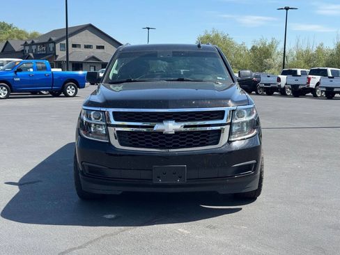 Used 2019 Chevrolet Suburban LT AWD/4WD image 2