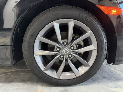 Used 2021 Honda Civic EX image 28