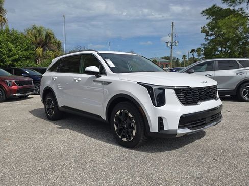 New 2026 Kia Sorento S FWD image 2