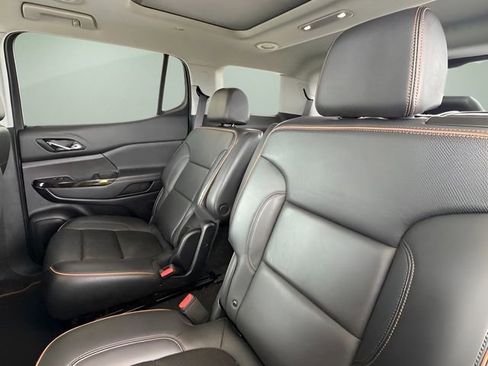 Used 2022 GMC Acadia AT4 image 34