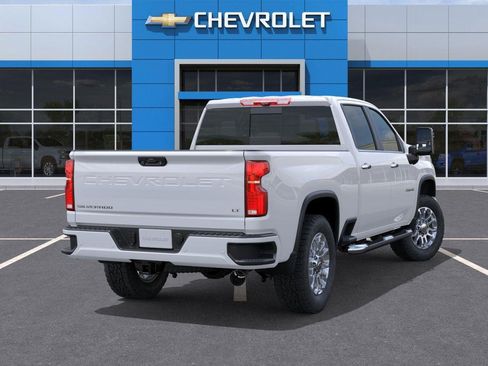New 2025 Chevrolet Silverado 2500 LT w/ Z71 Chrome Sport Edition AWD/4WD image 4