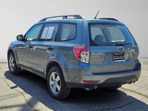 Used 2010 Subaru Forester 2.5X AWD/4WD image 5