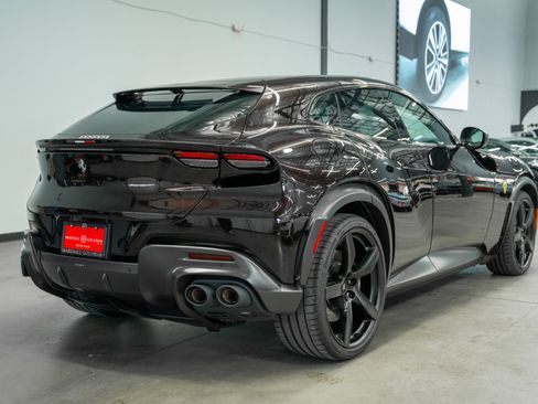 Used 2024 Ferrari Purosangue AWD/4WD image 8