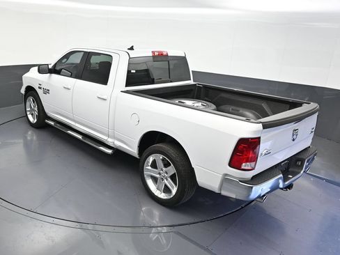 Used 2019 RAM 1500 Big Horn AWD/4WD image 16