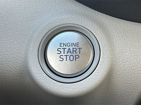 New 2025 Hyundai Venue Limited image 26