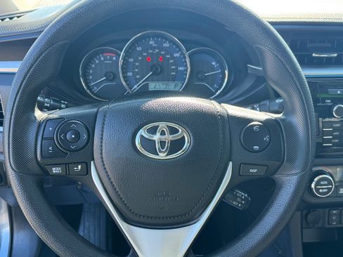Used 2016 Toyota Corolla LE Premium image 21