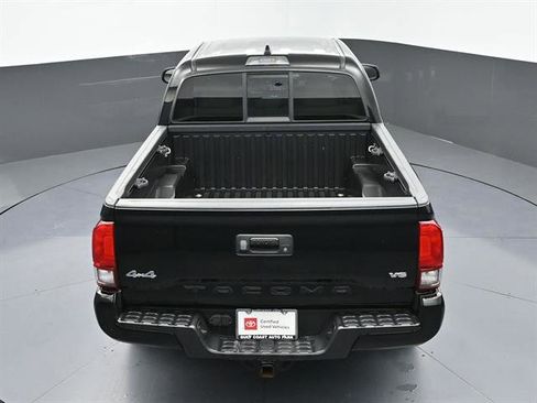 Certified 2023 Toyota Tacoma SR AWD/4WD image 43