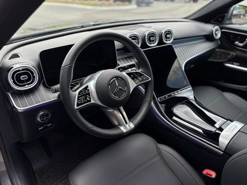 Used 2025 Mercedes-Benz C 300 4MATIC Sedan image 16