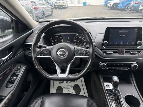 Used 2022 Nissan Altima 2.5 SR image 16