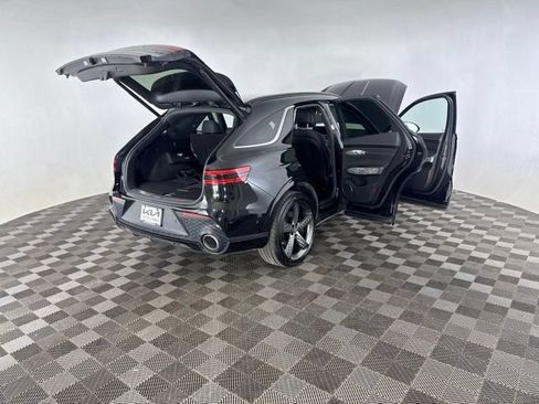 Used 2025 Genesis GV70 3.5T Sport w/ Sport Advanced Package AWD/4WD image 16