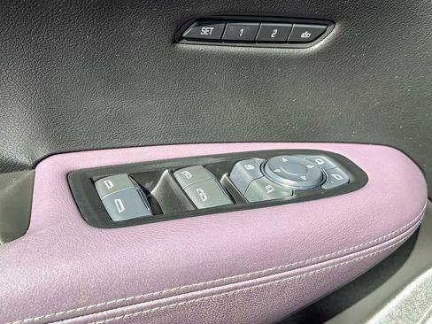 Used 2017 Cadillac XT5 Luxury w/ Driver Awareness Package image 42