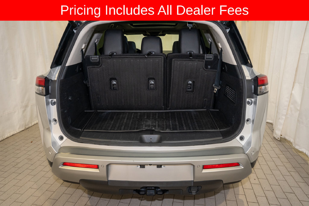 Used 2024 Nissan Pathfinder SL w/ SL Premium Package AWD/4WD image 5