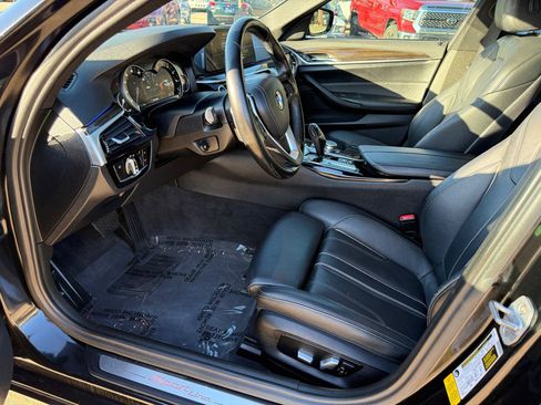 Used 2018 BMW 540i RWD image 11