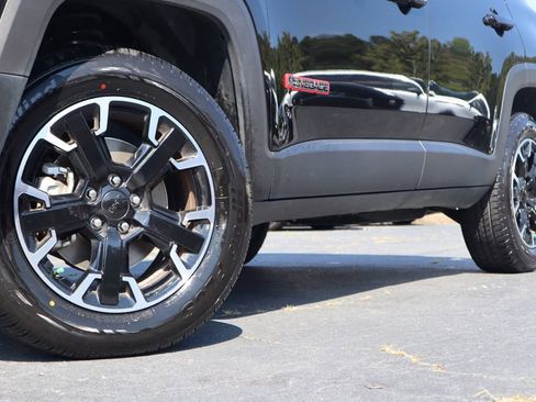 Used 2023 Jeep Renegade Trailhawk image 2